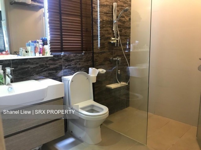 The Luxurie (D19), Condominium #224735681